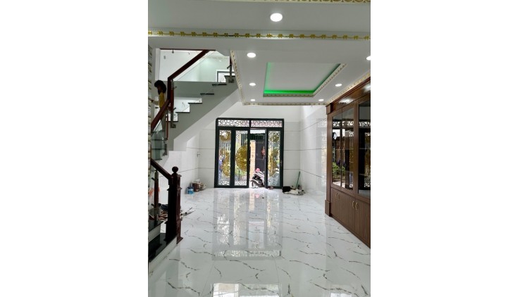 NGAY MÃ LÒ GIAO LÊ VĂN QUỚI, 50M2, 4 TẦNG 4PN, HẺM 5M THÔNG, SỔ HOÀN CÔNG ĐỦ GIÁ 5.4 TỶ